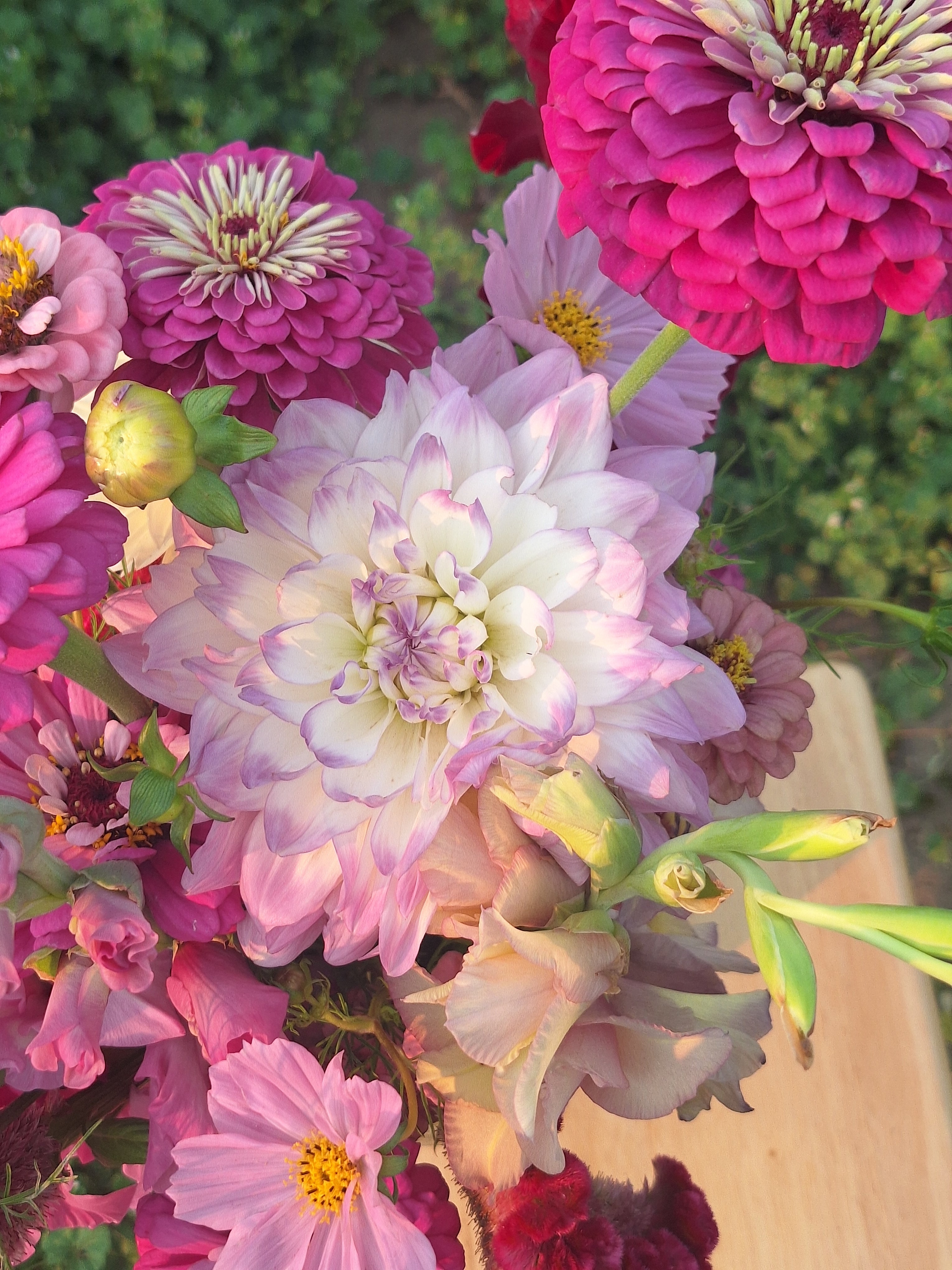 Weekly  Bouquet Subscription - 4 weeks of fresh flowers $100 - just $25 per bouquet